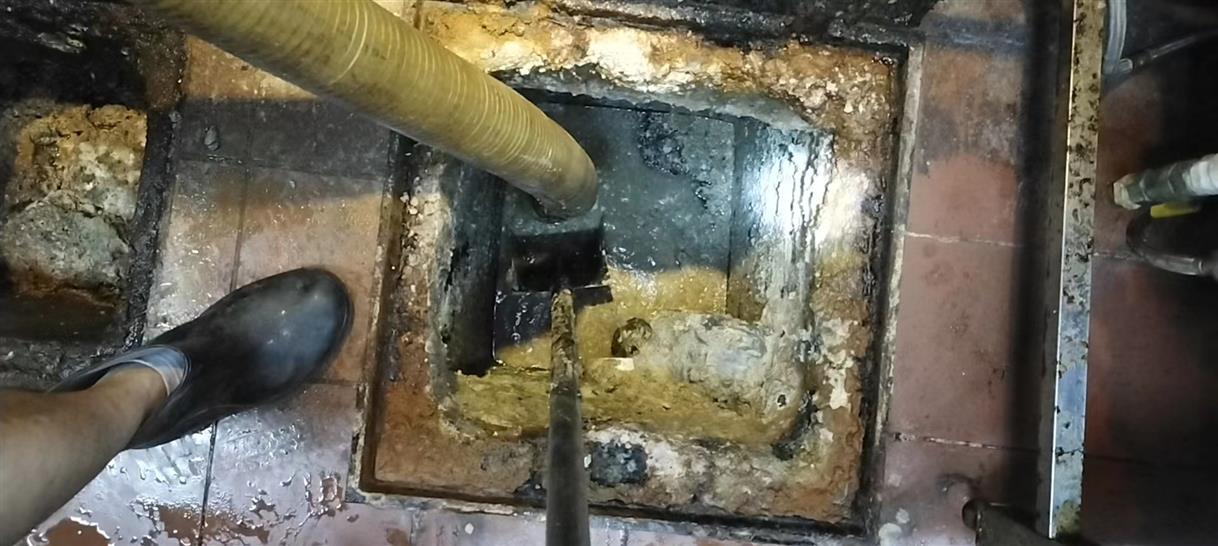 兰洋镇化油池清理-污水池清掏